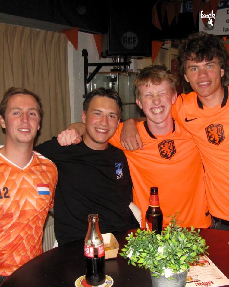 Friends celebrating together with a Fork It borrel spread